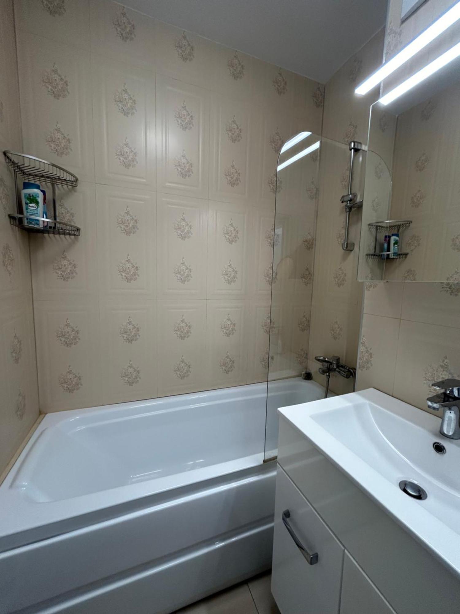 Elegant Studio With City Views - Prime Location - 02 Bukarest Exterior foto