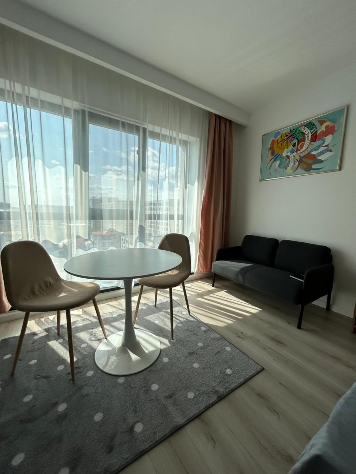 Elegant Studio With City Views - Prime Location - 02 Bukarest Exterior foto